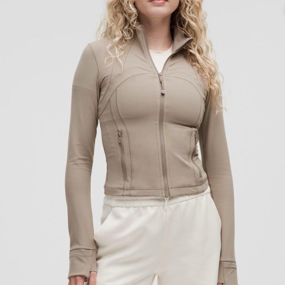 ✨ Lululemon Define Cropped Jacket (Nulu) – Size 2 ✨